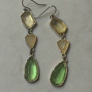 NWOT Elegant Green and Gold Drop Earrings